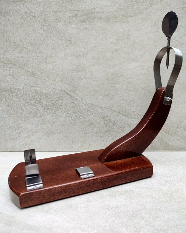 JAMONERA DE MADERA CON PORTACUCHILLO