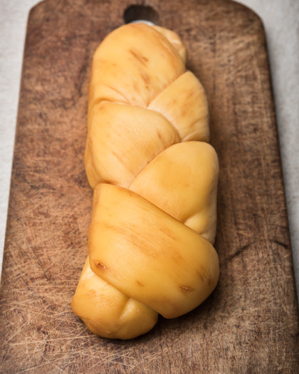 EMMENTHAL / CABRAL / SMOKED BRAID PACK