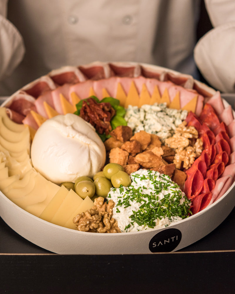 BANDEJA DE QUESOS Y FIAMBRES SANTI MEDIANA