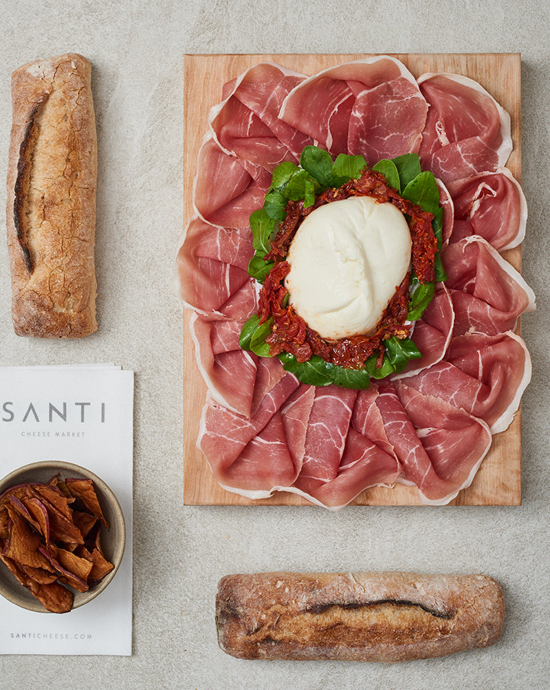 TABLA DE JAMON CRUDO Y BURRATA