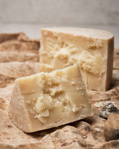 QUESO DE BÚFALA SEMICURADO 250g
